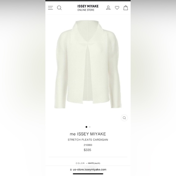 me ISSEY MIYAKE Tops - me ISSEY MIYAKE STRETCH PLEATS